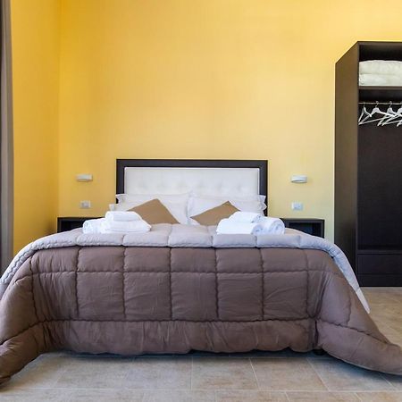 B&B Trianon Наполи Екстериор снимка