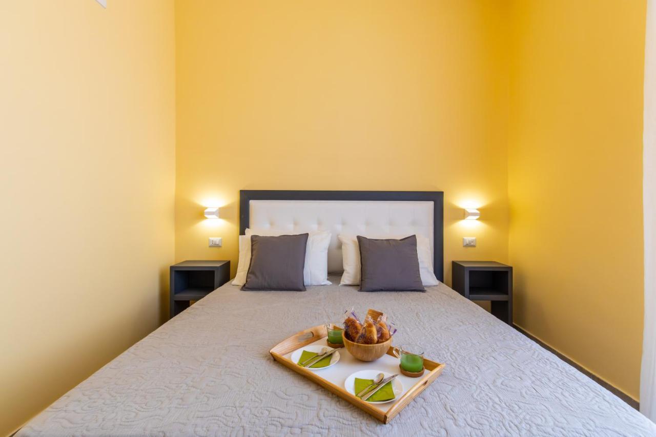 B&B Trianon Наполи Екстериор снимка