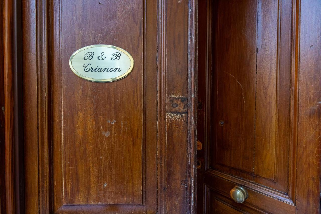 B&B Trianon Наполи Екстериор снимка
