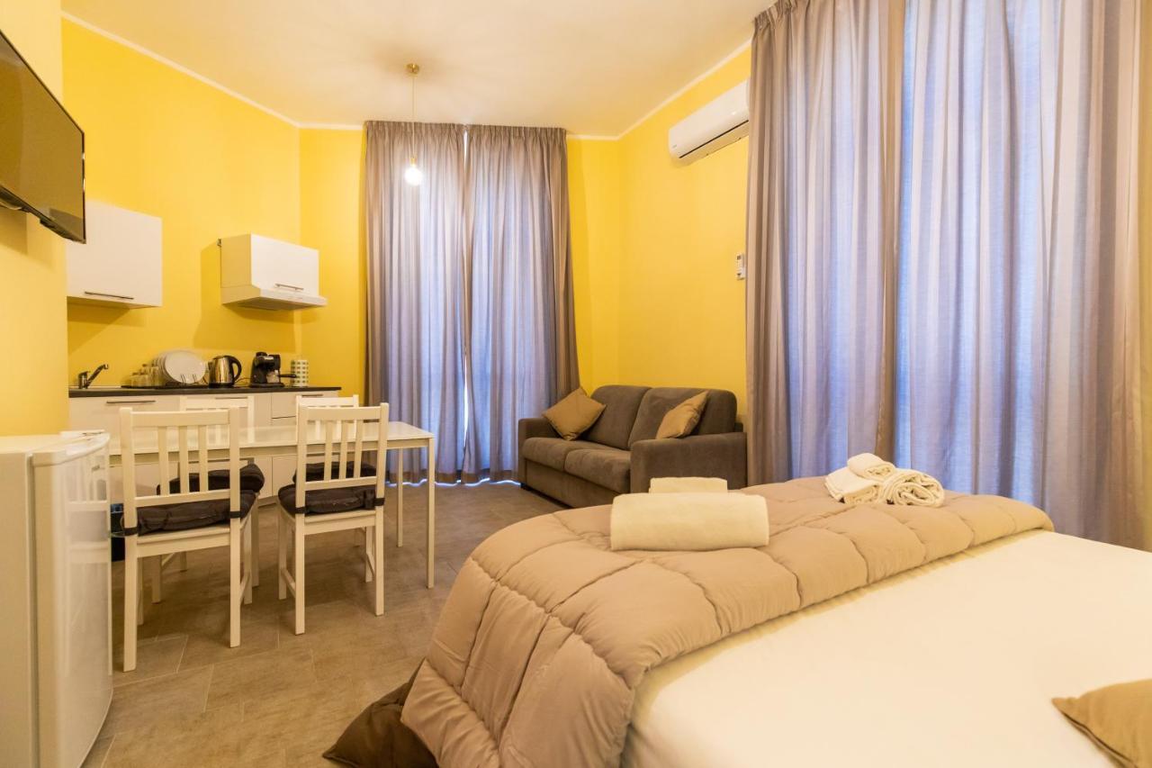 B&B Trianon Наполи Екстериор снимка