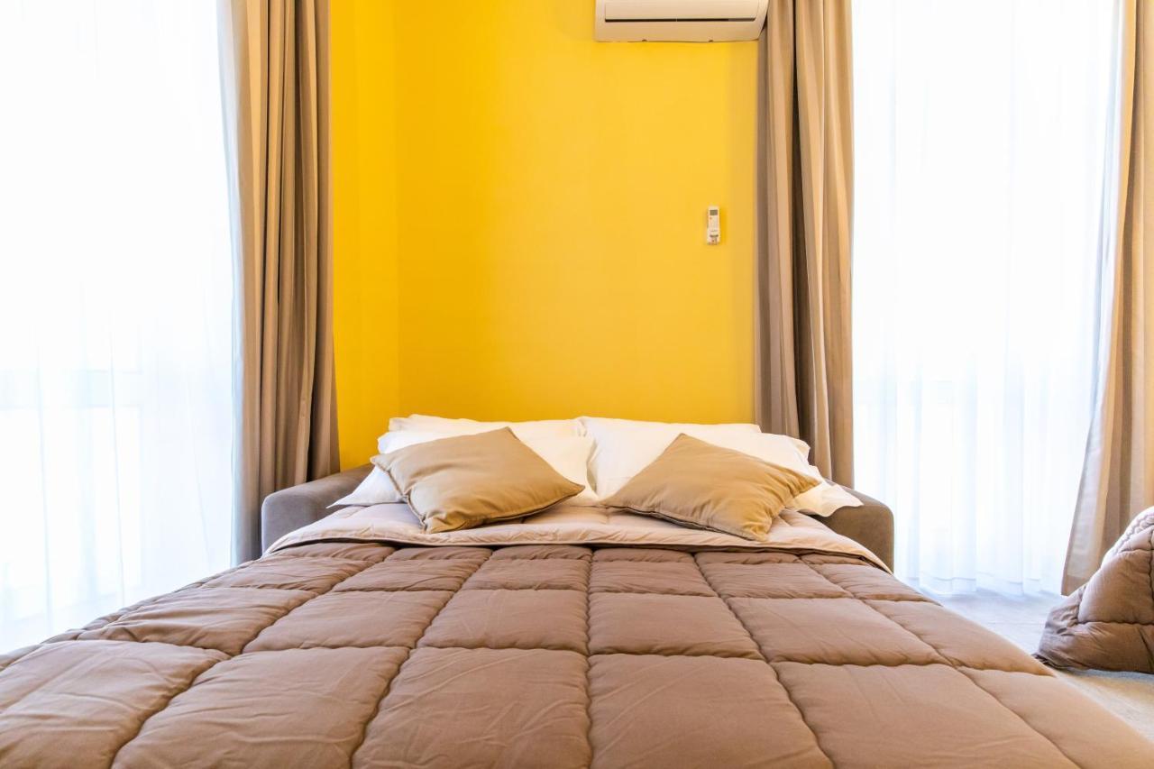 B&B Trianon Наполи Екстериор снимка