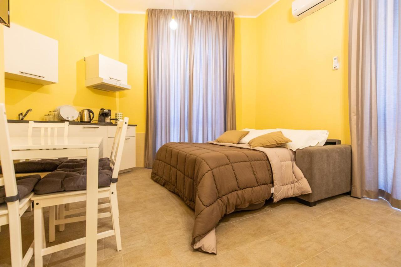 B&B Trianon Наполи Екстериор снимка