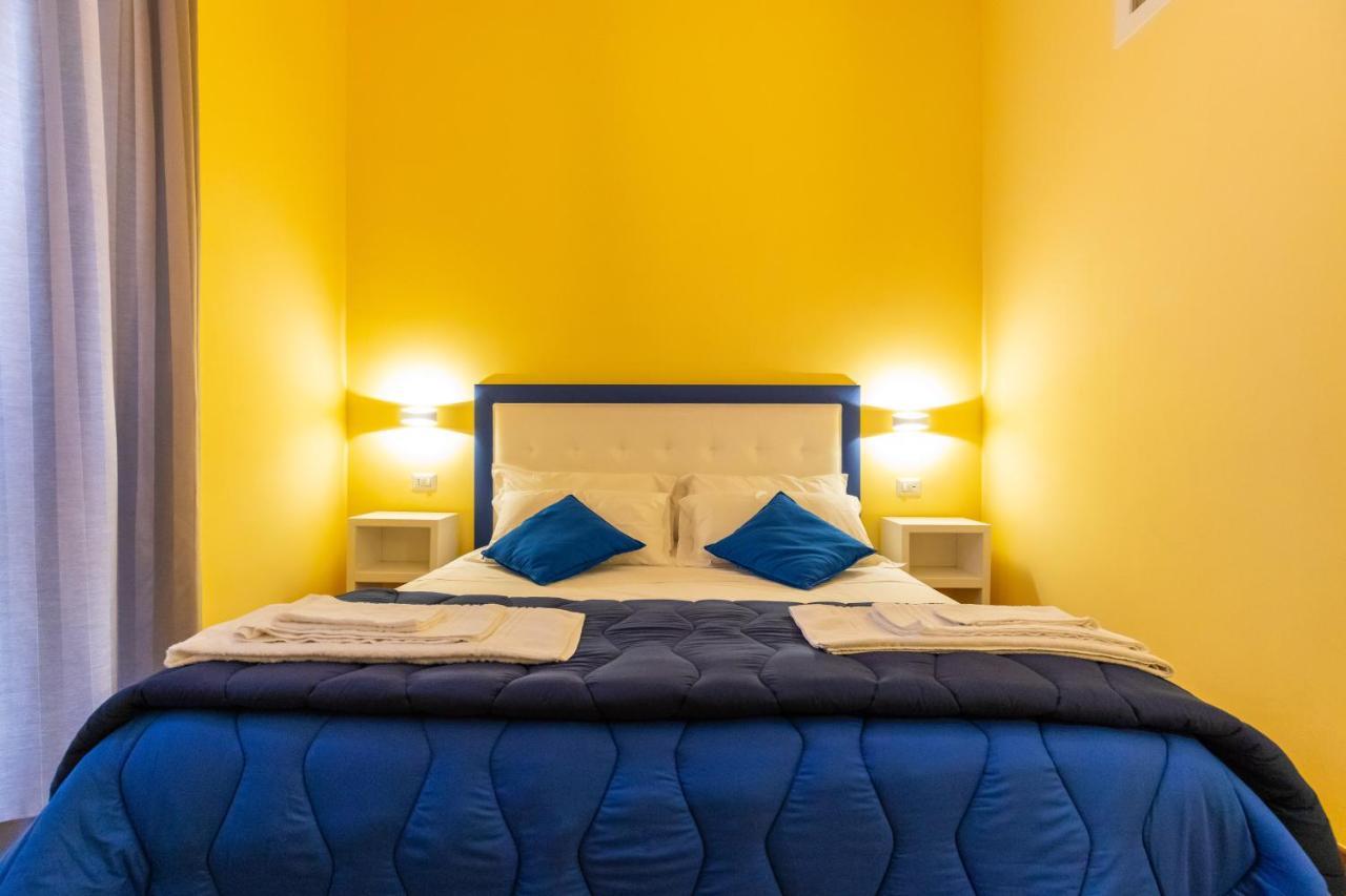 B&B Trianon Наполи Екстериор снимка