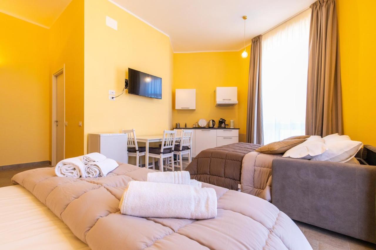 B&B Trianon Наполи Екстериор снимка