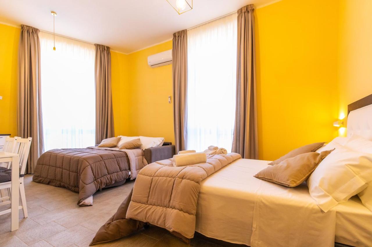 B&B Trianon Наполи Екстериор снимка