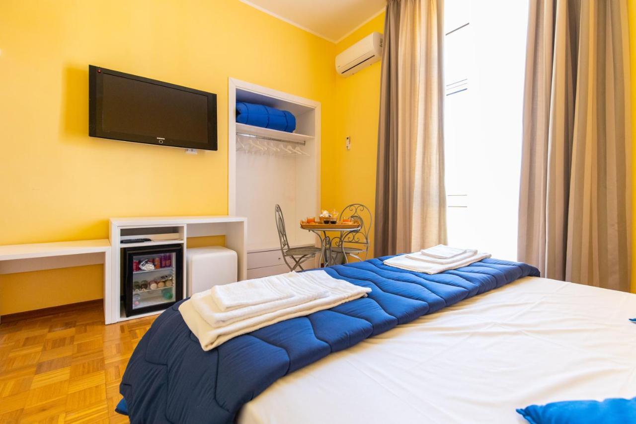 B&B Trianon Наполи Екстериор снимка