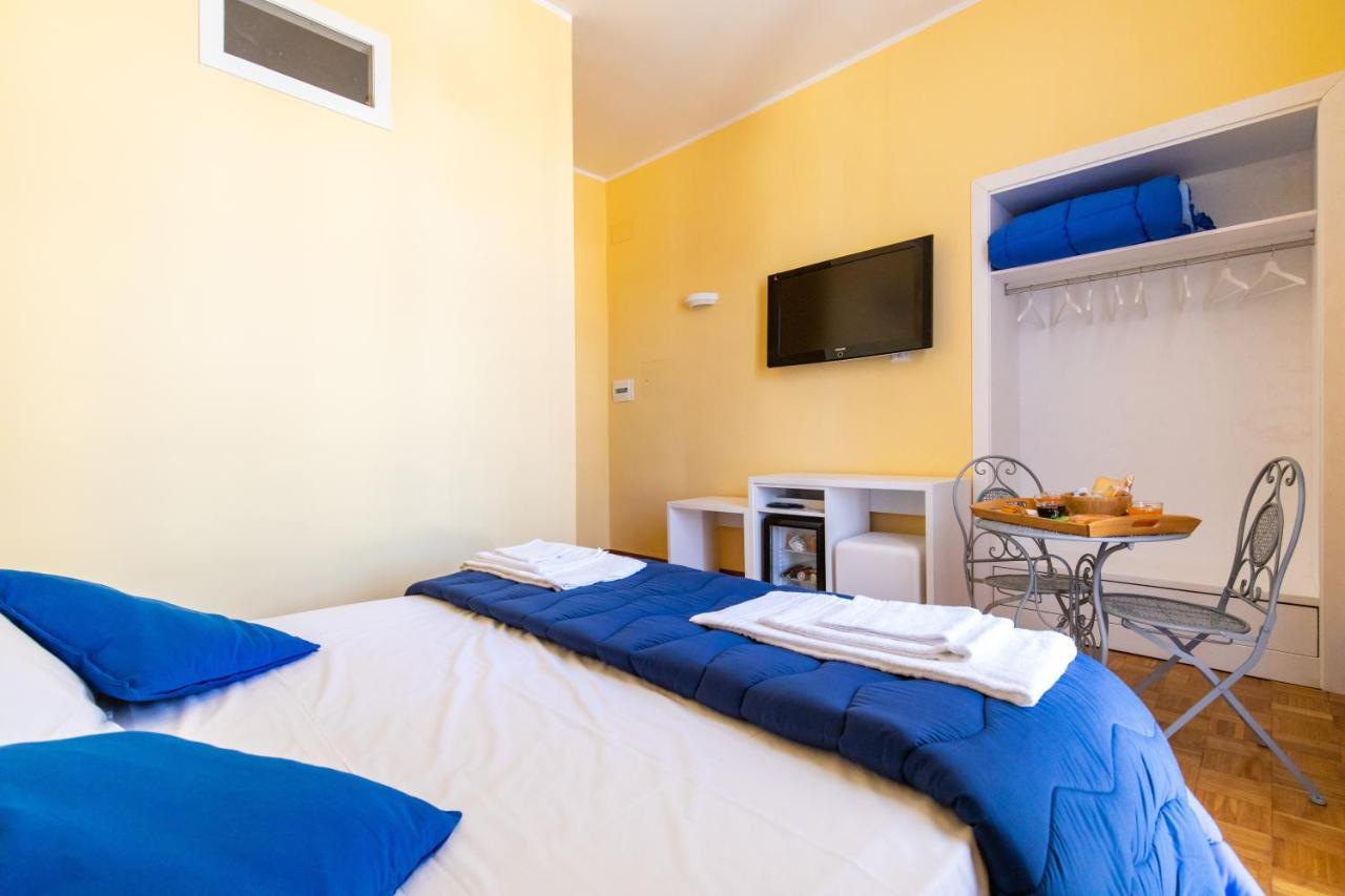 B&B Trianon Наполи Екстериор снимка