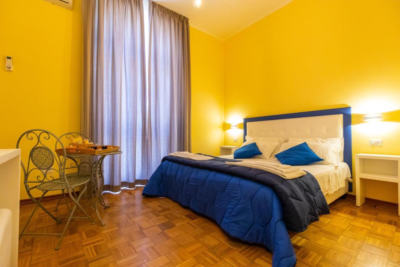 B&B Trianon Наполи Екстериор снимка